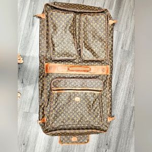 Louis Viutton Garment Bag